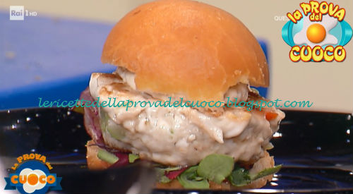 Panino con burger di pesce ricetta Gianfranco Pascucci
